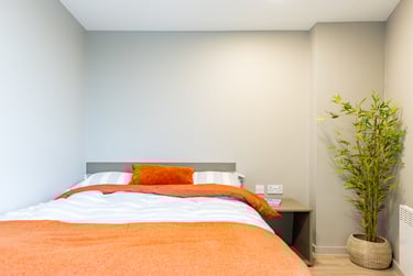 Platinum Studio Floors 7-10 - Image 2